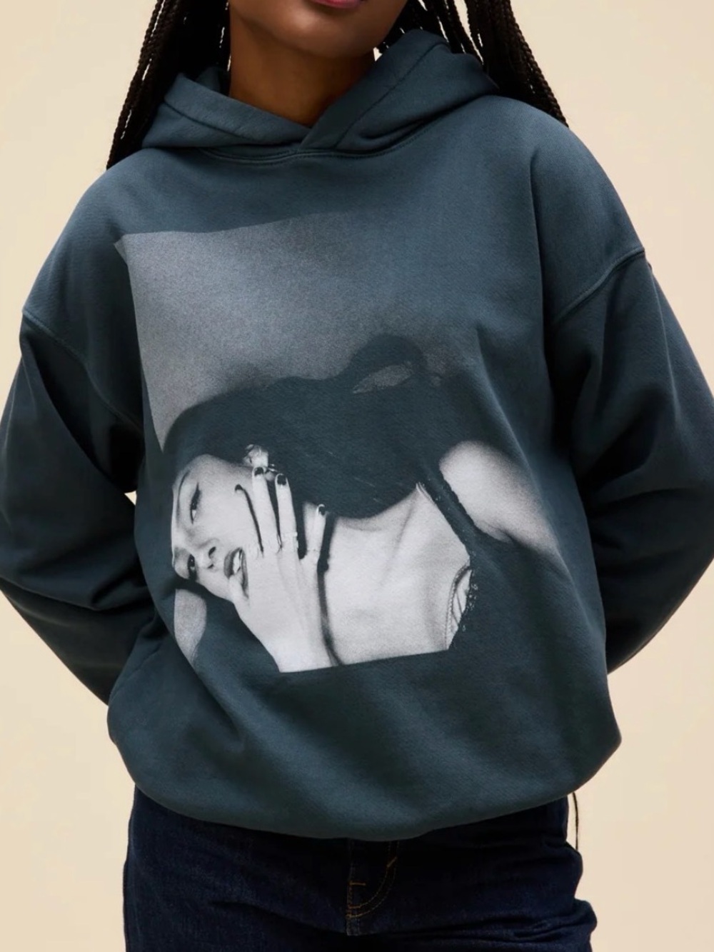 NWOT DAYDREAMER Olivia Rodrigo Hoodie Sweatshirt